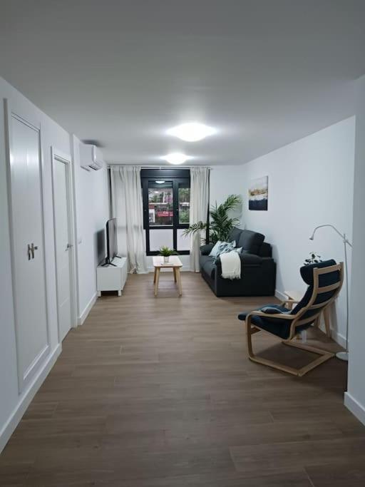 Apartamento Central D Algeciras Luaran gambar